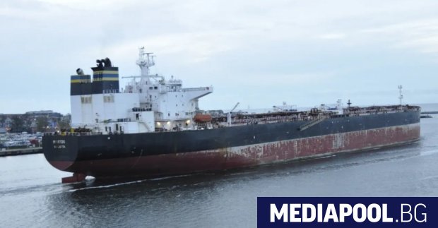Прокуратурата във Великобритания повдигна обвинения на капитана на задържан от
