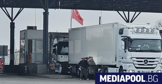 73 бойни пистолета са открити при митническа проверка на ГКПП