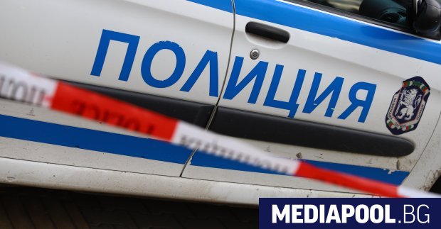 Трима мъже са загинали при тежка катастрофа на пътя между