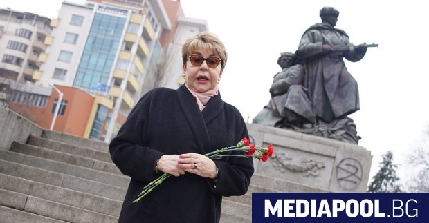 Посланичката на Русия в България Елеонора Митрофанова е поискала и
