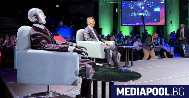 Министърът на иновациите и дигиталната трансформация Иван Василев постави началото