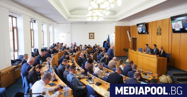 Конкурси за избор на нови редовни ръководства на всички общински