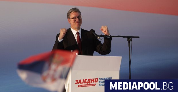 Сръбският президент Александър Вучич обяви пред митинг на свои поддръжници