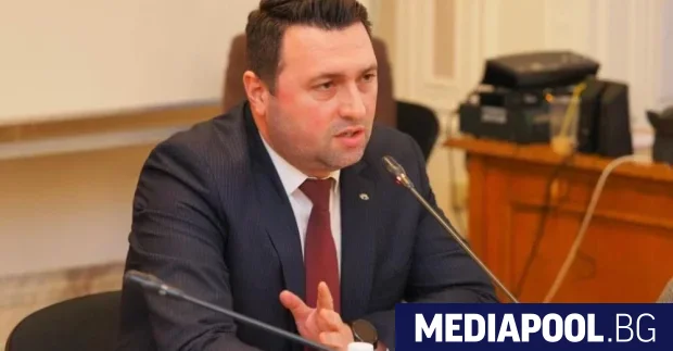 Изненадите в изпълнителната власт продължават Премиерът Румен Радев издаде в