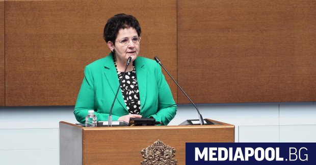 Без емитирането на нов дълг на международните пазари в спешен