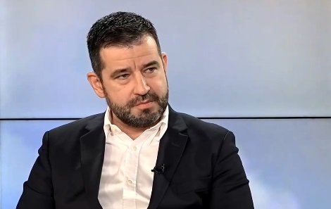 ДБ иска ДАНС да освети всичко около дейността на Момчил Мавров в НЗОК