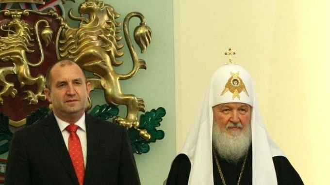 Румен Радев посрещна патриарх Кирил в президентството на 5 март 2018 г. 