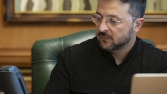 Зеленски проведе телефонен разговор с Макрон