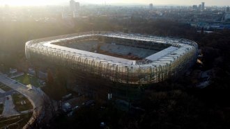 Държавата е под натиск да се откаже от имотите на ЦСКА