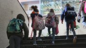 Стари идеи, нови законопроекти: Какви промени в образованието предлагат партиите
