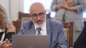 Властта поетапно ще върне осигуровките на държавните служители