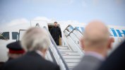 Зеленски пристигна в Лондон за разговори със Стармър, Макрон и Мерц