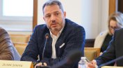 Делян Добрев подаде молбата си за напускане на Народното събрание