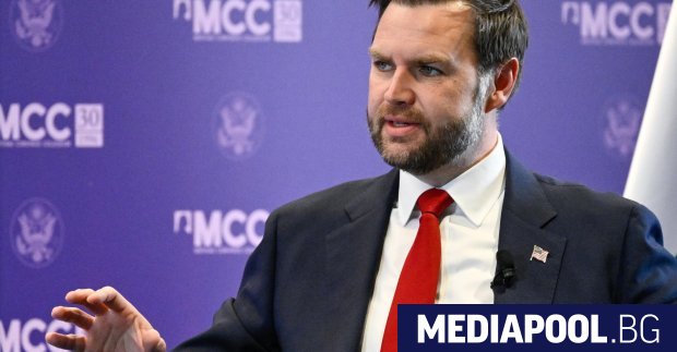 Вицепрезидентът на САЩ Джей Ди Ванс който е католик от