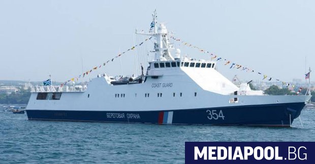 Военноморските сили на Украйна съобщиха че руският граничен патрулен кораб