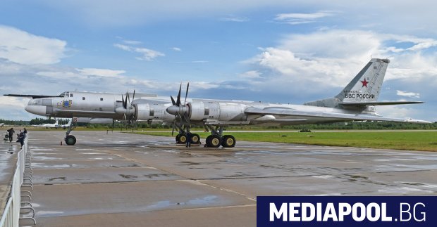 Президентът на Украйна Володимир Зеленски обяви нови далекобойни санкции срещу