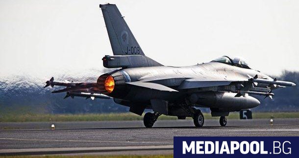 САЩ разполагат допълнителни изтребители и самолети танкери в Близкия изток