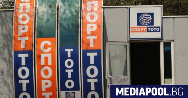 Спортният министър Енчо Керязов смени трима от общо петимата членове