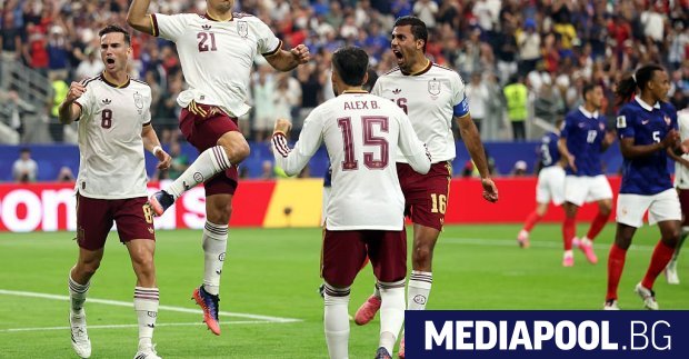 Отборът на Испания стана първият финалист на световното първенство по