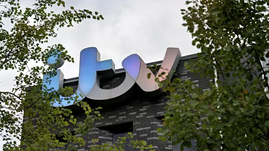 "Определящ момент за британските медии": Sky купува ITV за 1.6 млрд. паунда