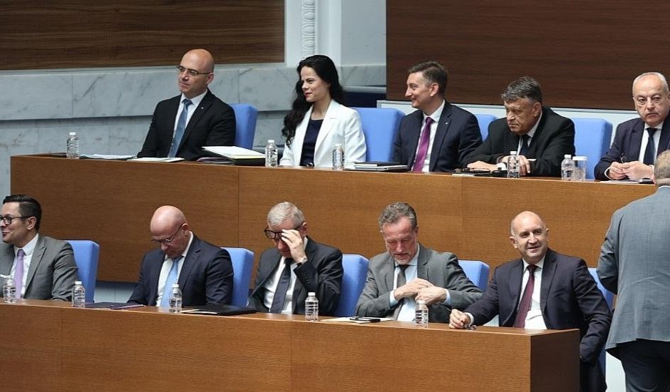 Премиерът Румен Радев и министрите присъстваха при разглеждането на бюджета на първо четене в пленарна зала в сряда. Снимка: БГНЕС