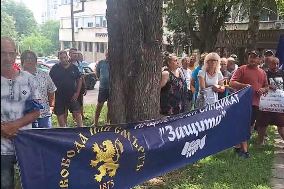 Спешни медици в Шумен излязоха на протест с искане за 50% увеличение на заплатите