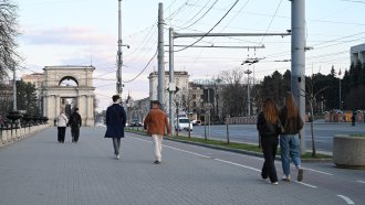 "Като връщане в Дивия запад". Молдова си връща избягалите граждани
