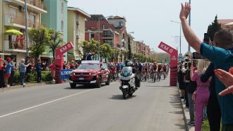 Разходите за Giro d'Italia в България скочиха с 20 млн. евро заради пътни ремонти