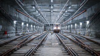 "Спасяване на 800 млн. евро": За метрото 220 млн., за детската болница в Бургас - 75 млн.