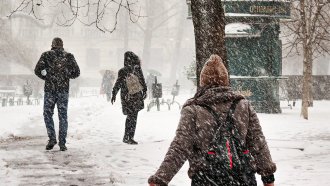 Синдикатите поискаха по-дълга коледна ваканция за учениците