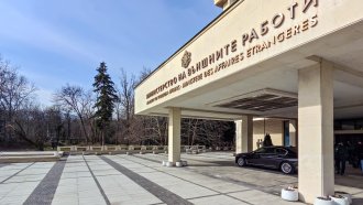 Иран прати нота до МВнР заради американските самолети