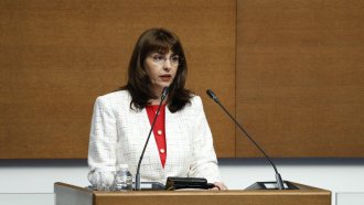 Пенсиите се вдигат благодарение на връщането на осигуровките на държавните служители (обновена)