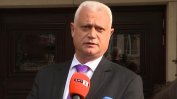 Емил Дечев: Десислава Атанасова трябва да подаде оставка, ако е укрила пътуване с Пеевски