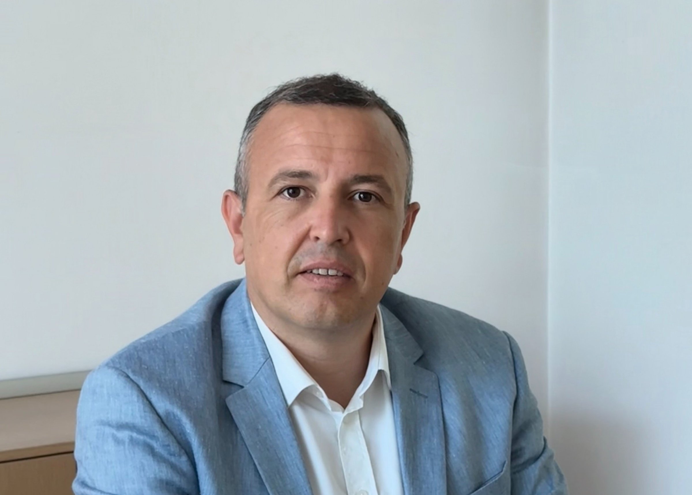 Вносните минерални суровини растат, а българските остават непроучени