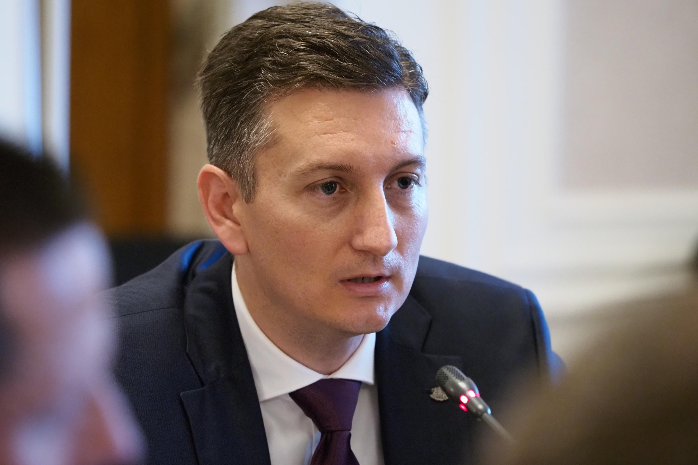 Министърът на иновациите поема координацията на президентските избори