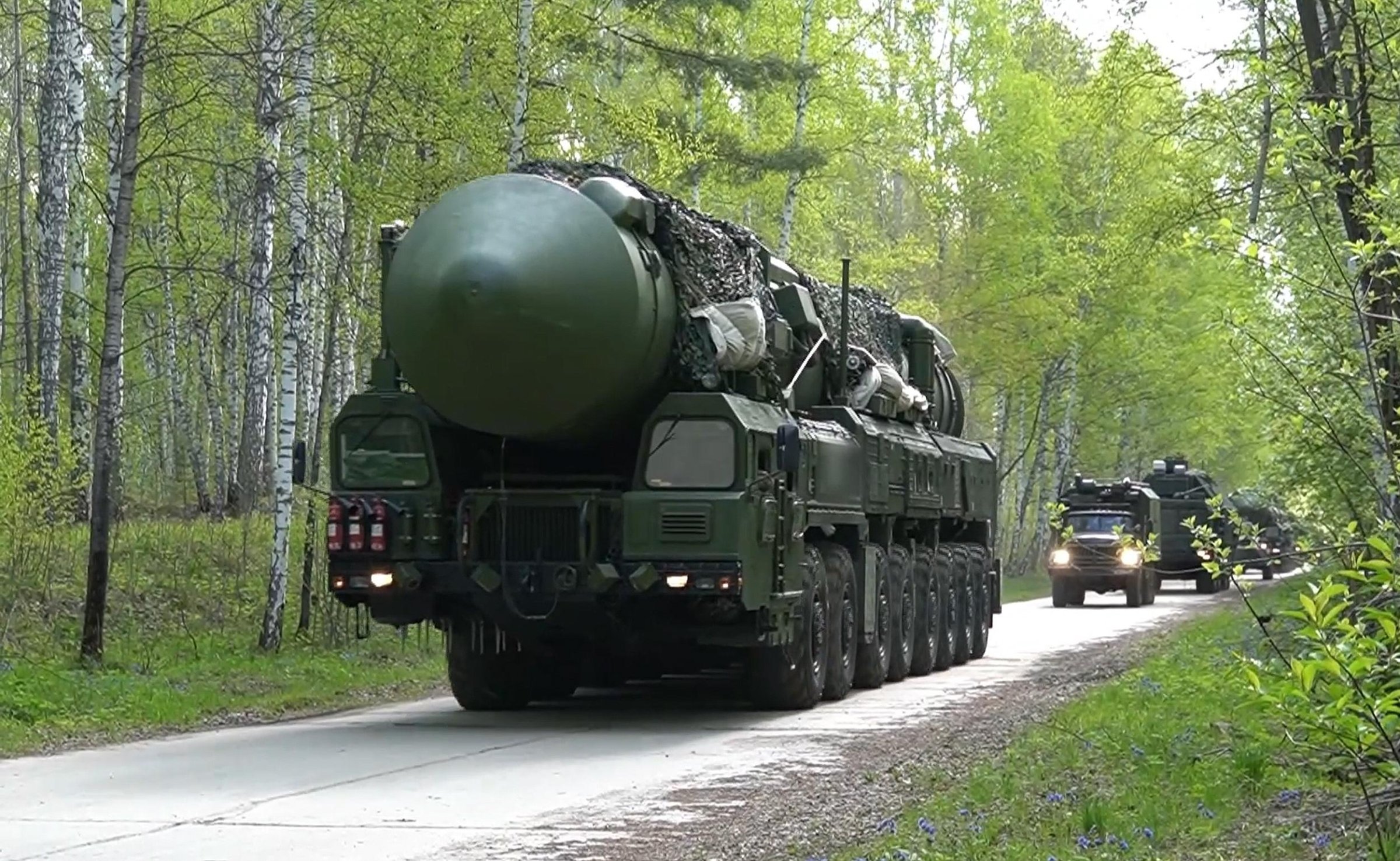 Украйна търси помощ от Илон Мъск за удари срещу руски ракетни установки. Тръмп бил против