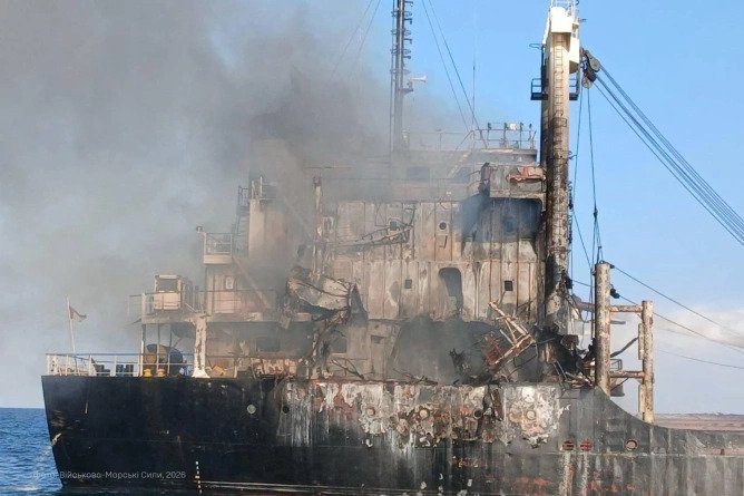 Ударите по кораби в Черно море нарушават търговските потоци на зърно и петрол