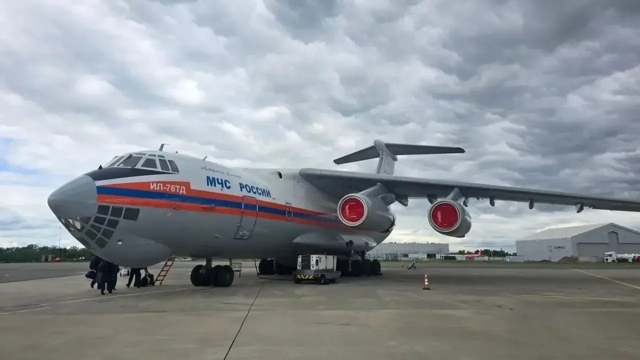 Полетът над България: Сърбия предпочeла Русия пред ЕС за самолет за борба с пожарите