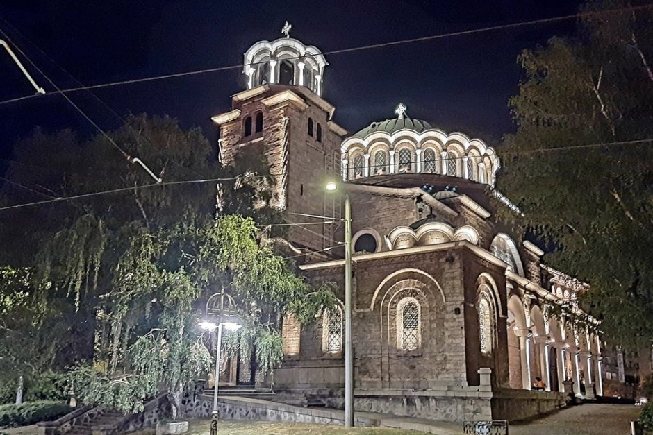 От Софийската митрополия опровергаха твърдения за прекъсната литургия в "Света Неделя"