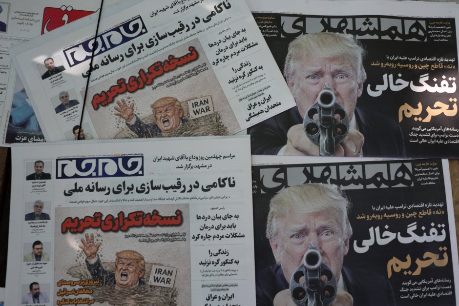 Така изгреждат първите страници на ирански издания. Илюстрациите, посветени на Доналд Тръмп, са към материали за новите икономически мерки на САЩ срещу Иран. Сн. ЕПА/БГНЕС