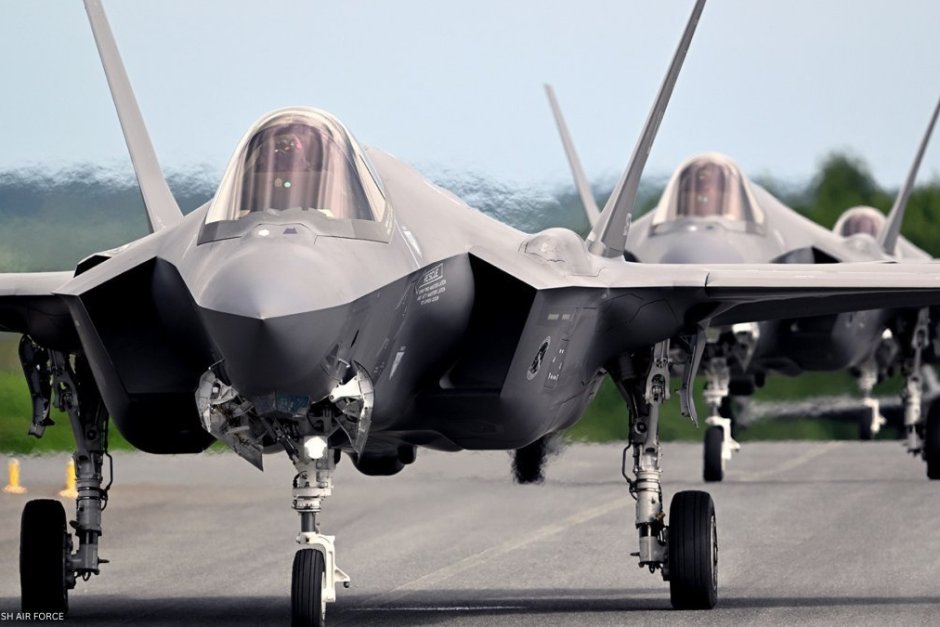 Изтребител F-35, сн. "Локхийд Мартин" 