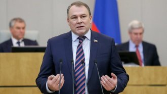 "Докато не излязат с вдигнати лапички". В руската Държавна дума призовават за открито бомбардиране на украинските градове