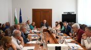 Постигната е финална договорка за новата формула на минималната заплата (обновена)