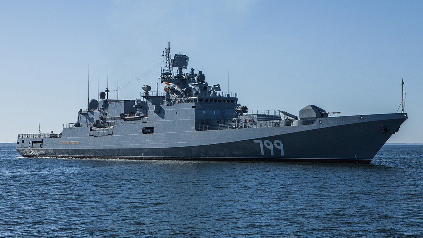 Руска фрегата е изстреляла сигнални ракети към датски военен хеликоптер
