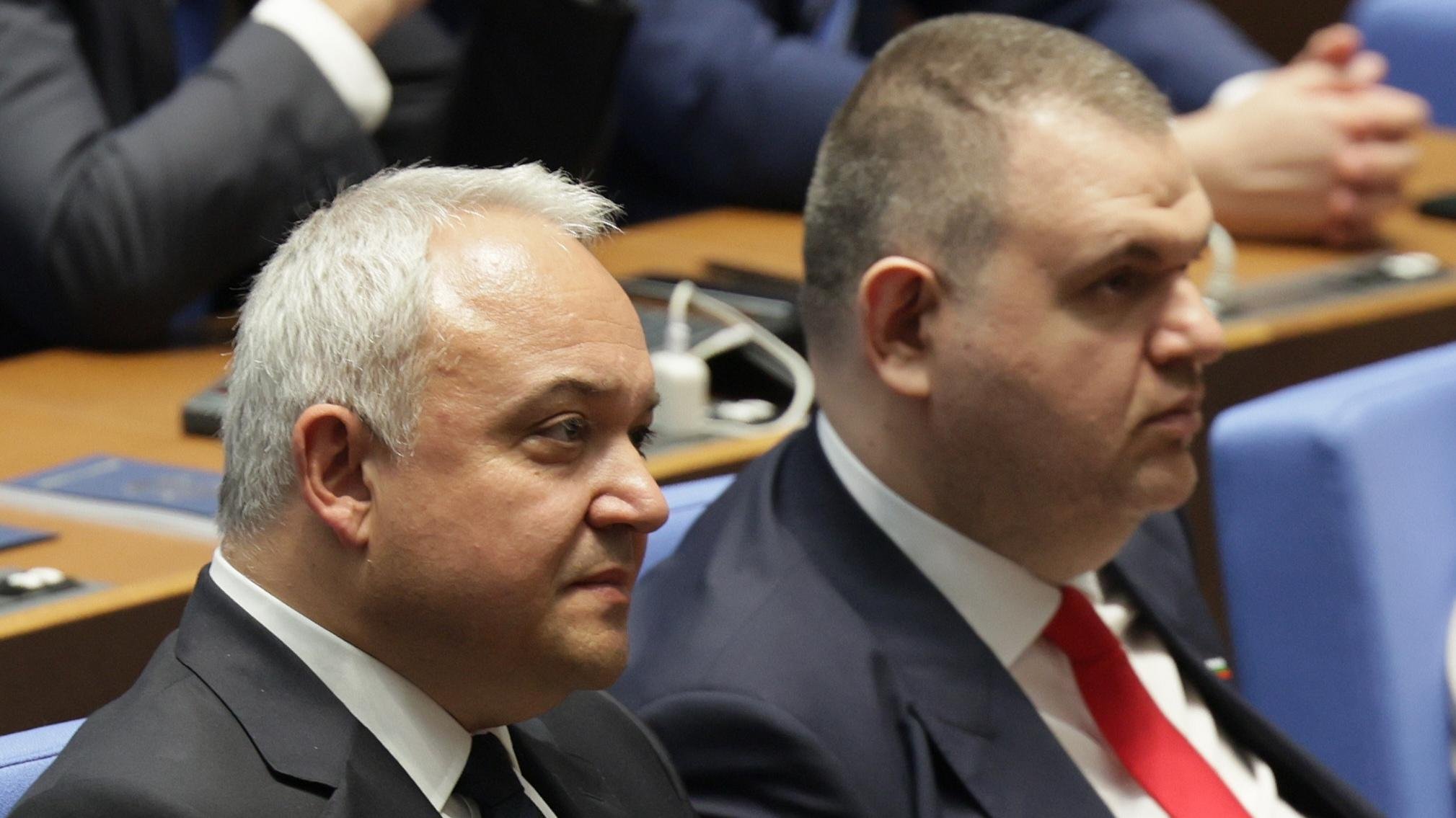 Пеевски се обяви за най-проверявания политик, НАП тръгва след него