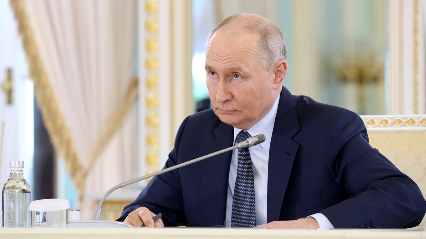 Путин определи украинските дронове като основното предизвикателство пред Москва