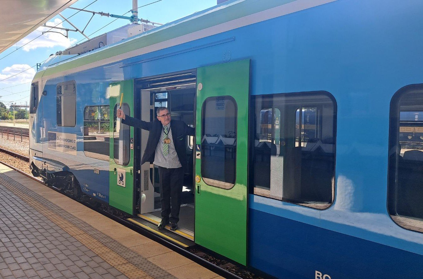 Забелязано в България: Влак лети със 160 км/ч