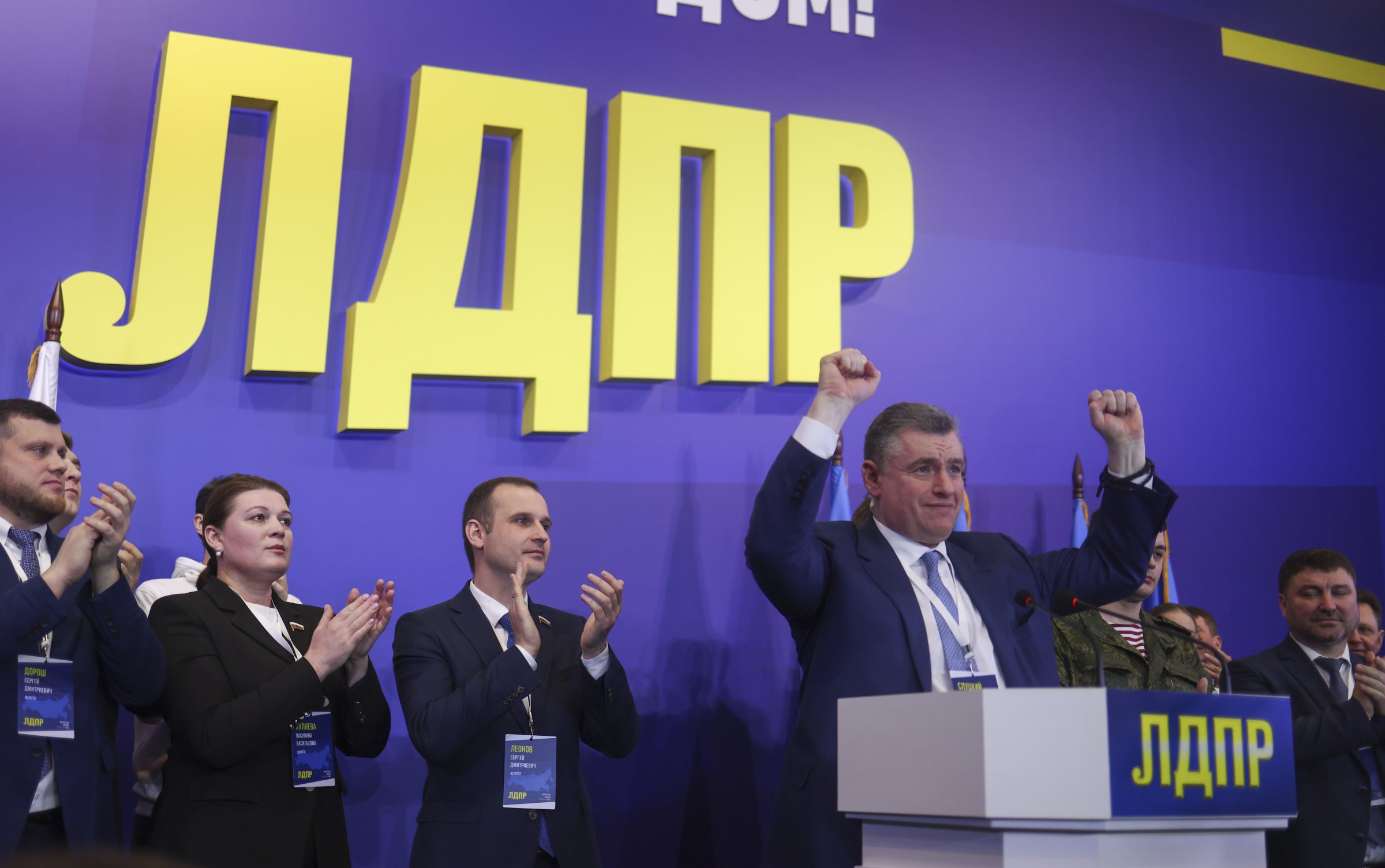 Руски депутат похвали Радев за "напълно разумните" му изказвания