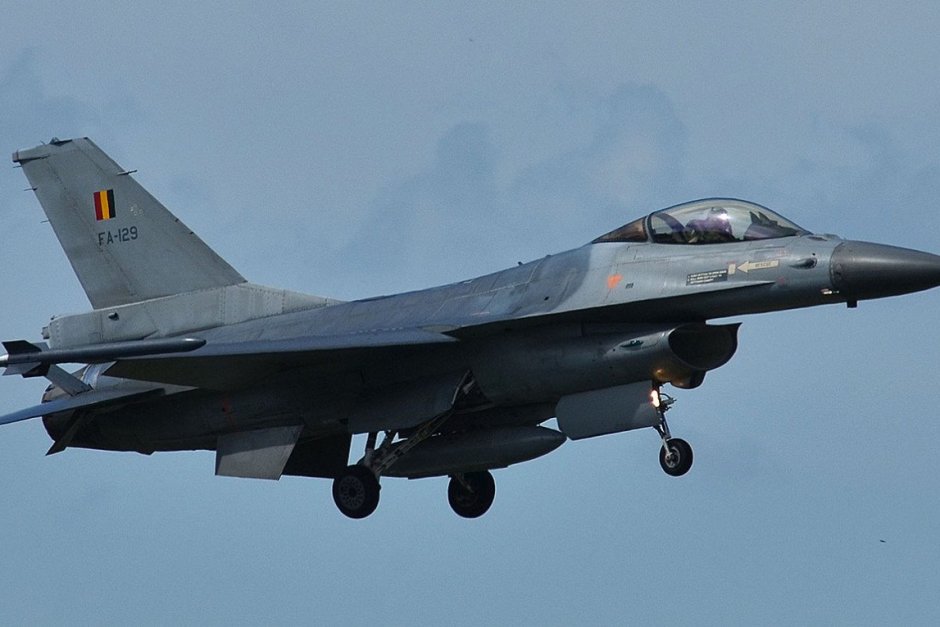 Архивна снимка на F-16