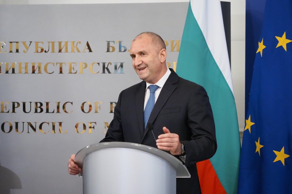 Румен Радев. Сн. БГНЕС, архив
